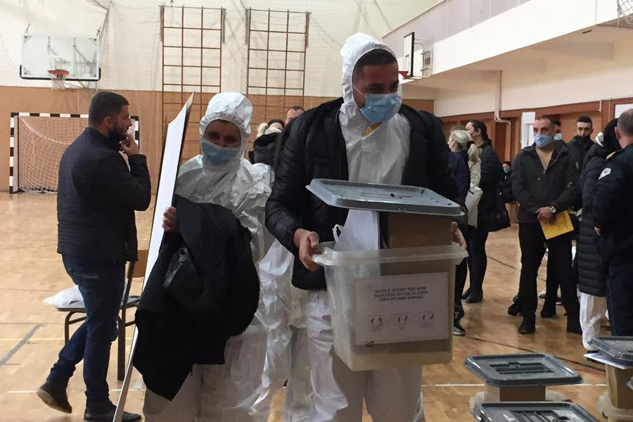 Ballot boxes also in the homes of people infected with COVID-19