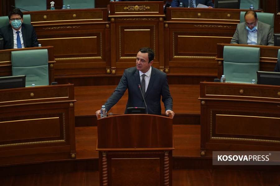 Kurti presents to the Assembly an eight-point resolution on the Serbian referendum