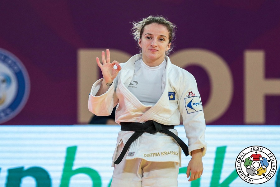 Distria Krasniqi advances to the third round of the Grand Prix Almada of Portugal