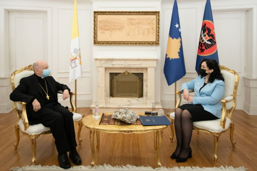 Osmani meets with the Apostolic Delegate of the Holy See for Kosovo