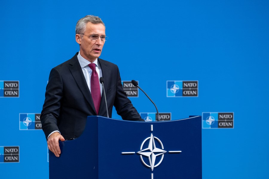 NATO calls on Russia to immediately stop the military action against Ukraine