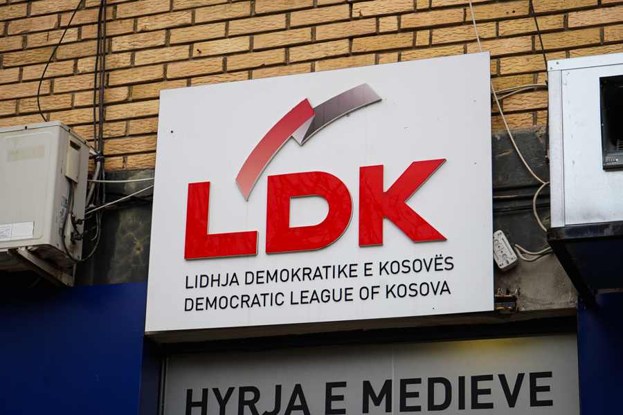 LDK submits to the Presidency of the Assembly the draft resolution on Kosovo’s application to NATO and the EU