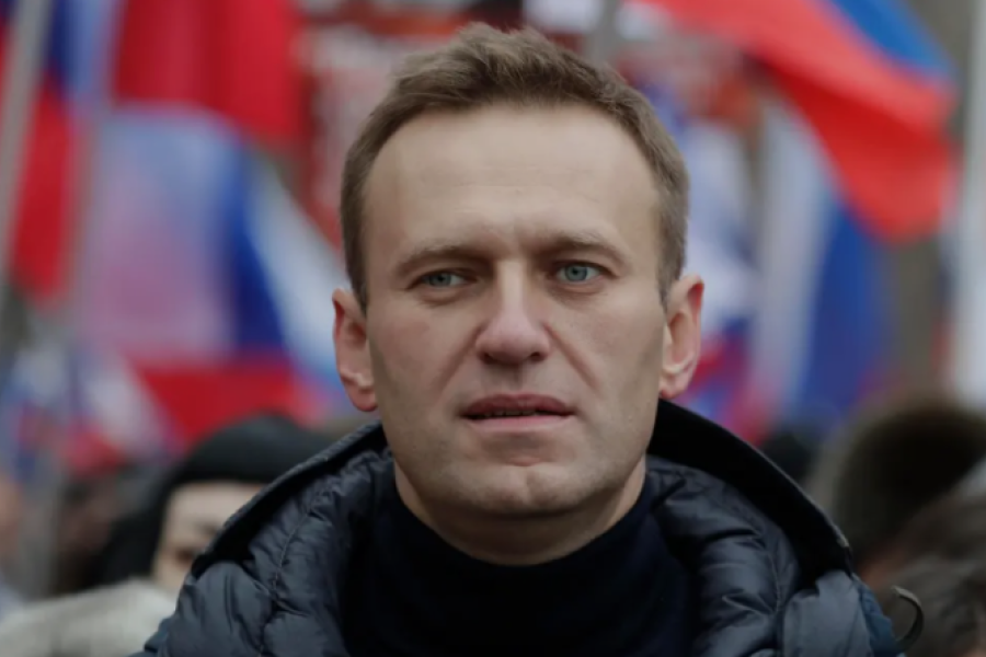 Navalny from prison calls on Russians to oppose Putin