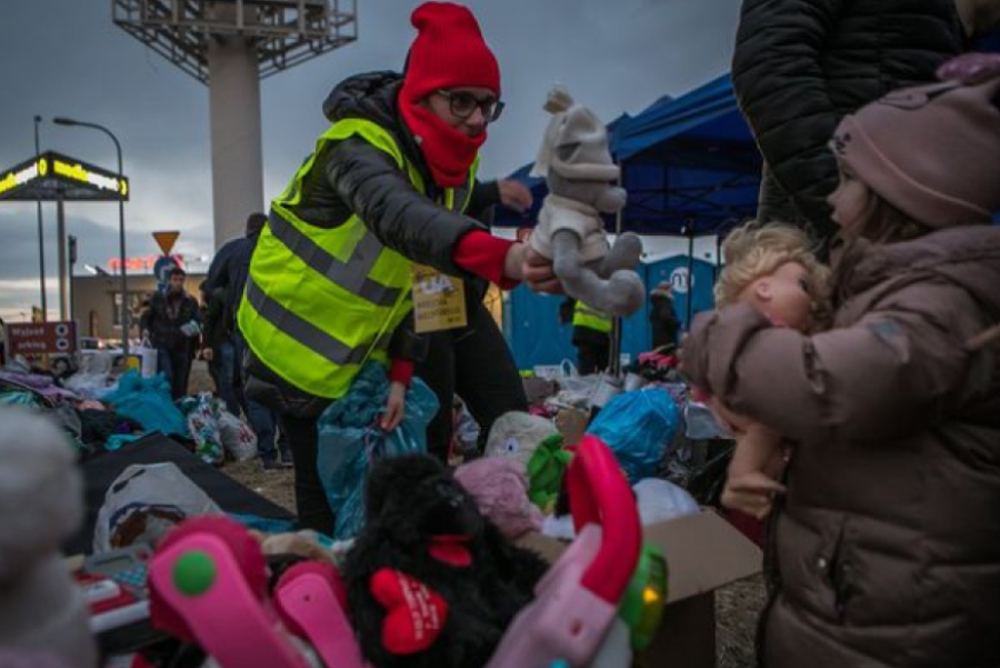 Which countries are Ukraine’s refugees fleeing to?