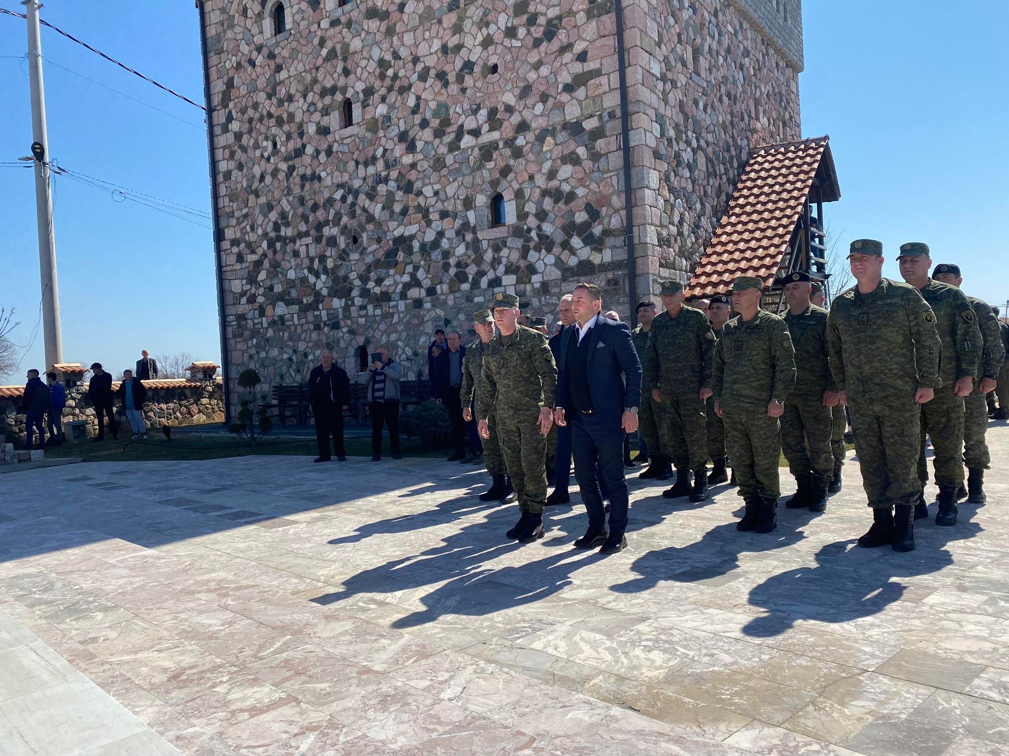 Minister Mehaj pays homage to the Martyrs’ Memorial Complex in Gllogjan