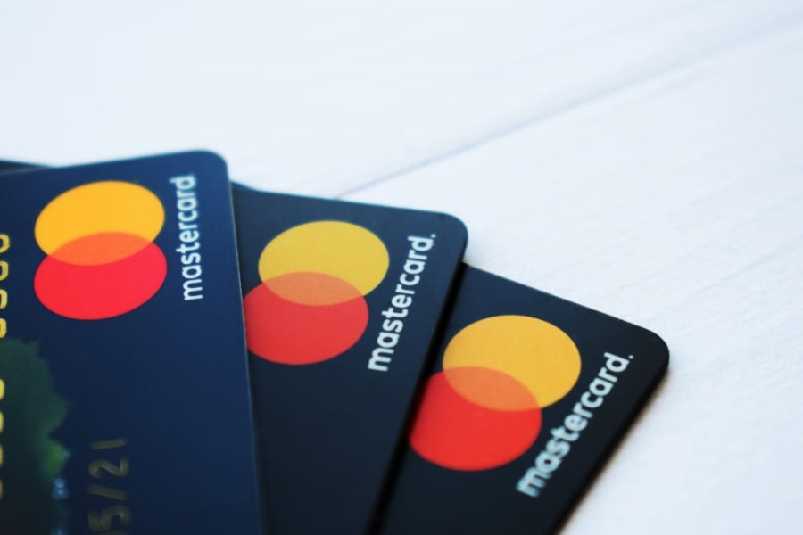 A woman from Prishtina is deceived, a person makes a purchase of 20 thousand euros from her bank account