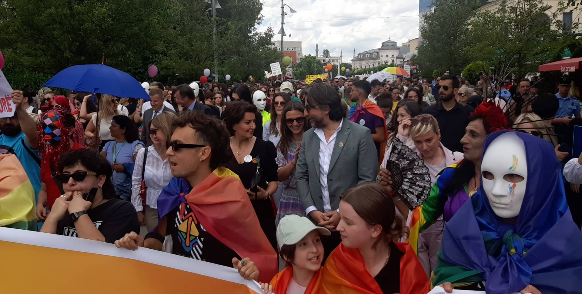 “We’re in the state, we’re in the family”, a march is held in support of the LGBTI community