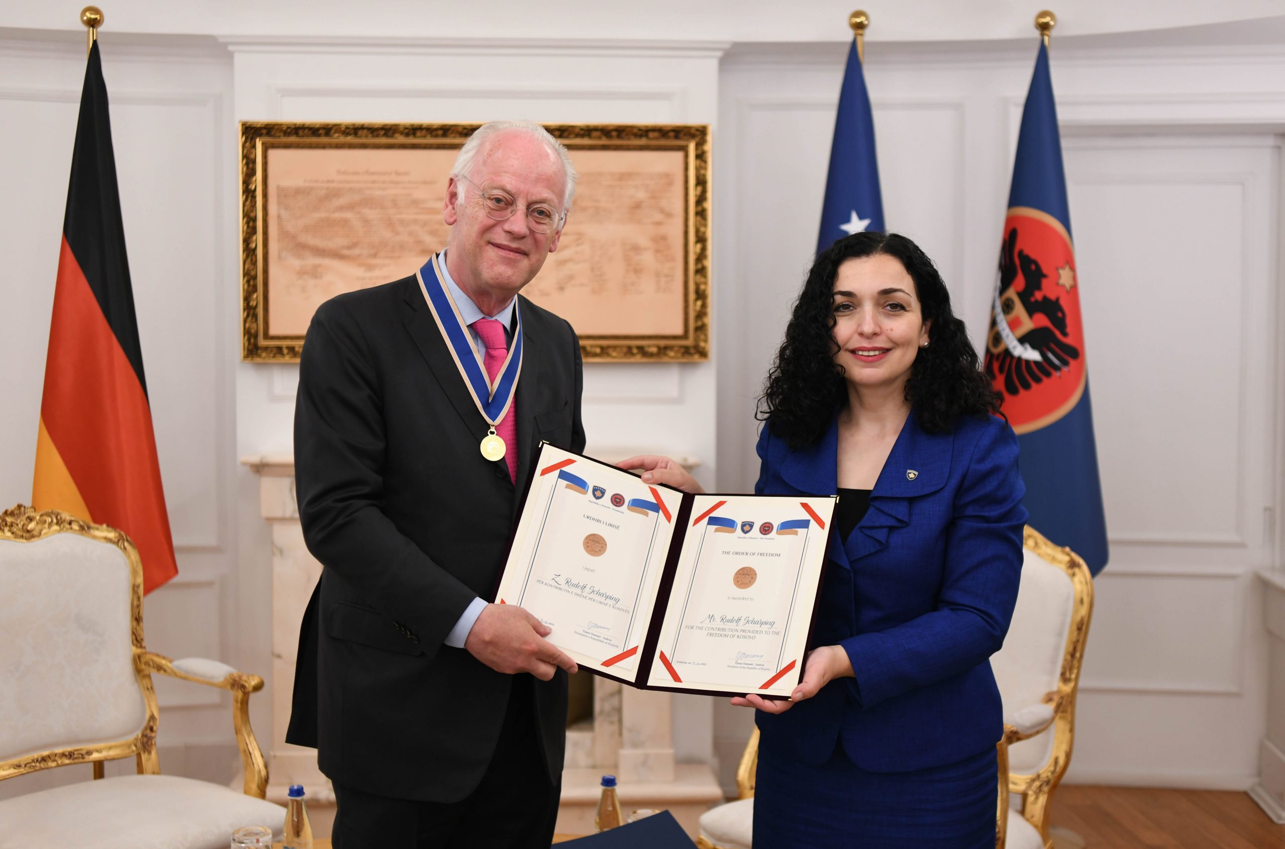 Osmani awards the ‘Order of Freedom’ to former German Minister Rudolf Scharping