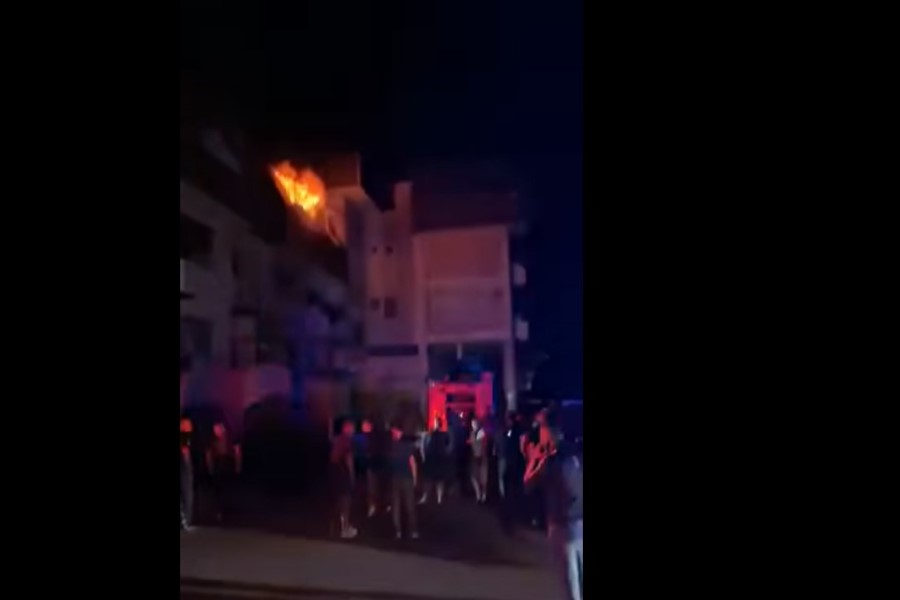 The flames take the life of an 11-year-old girl in Gjakova