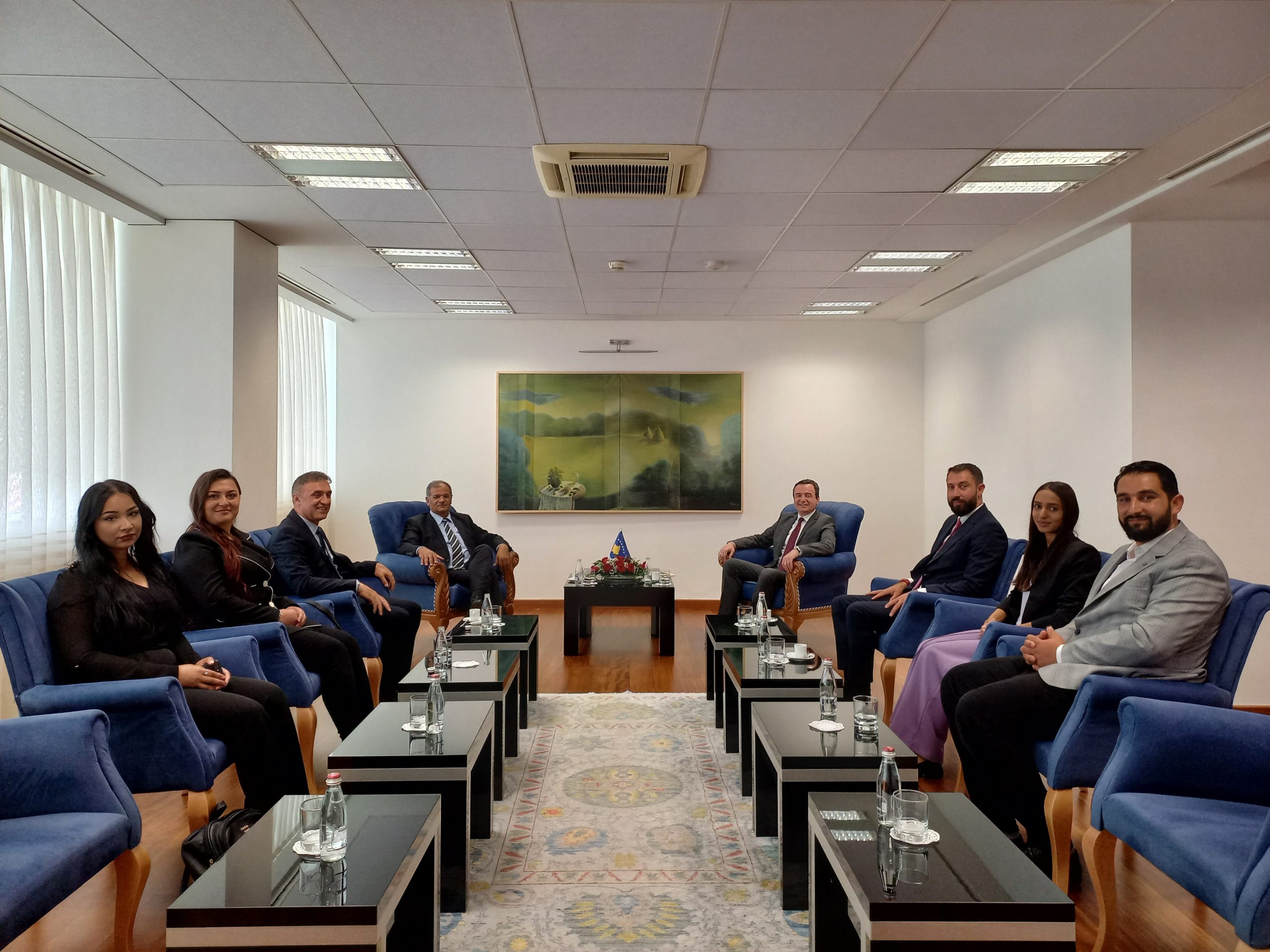 Kurti met with professionals from the Egyptian community