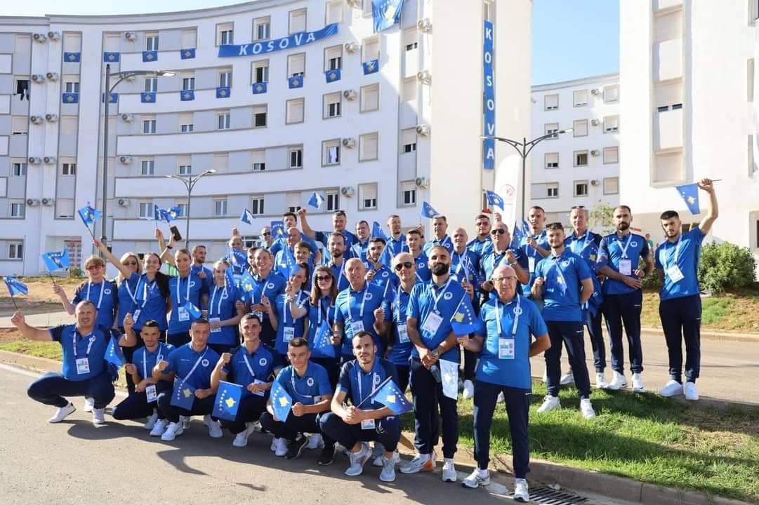 Kurti in support of Kosovo athletes in the Mediterranean Games 2022