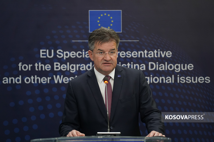 Lajcak intends to organize a meeting between Kurti and Vucic before the summer holidays