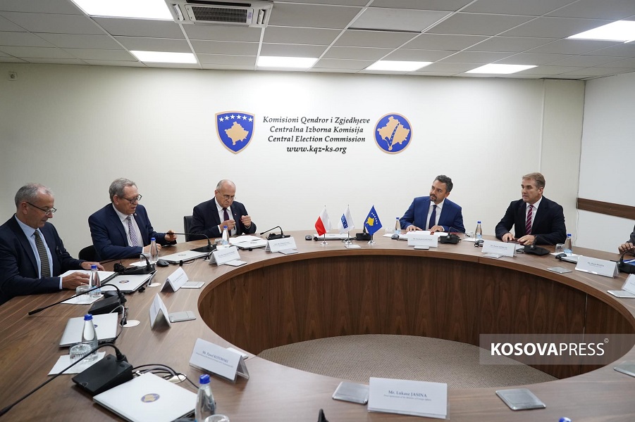 Rau promises OSCE support for the electoral reforms in Kosovo