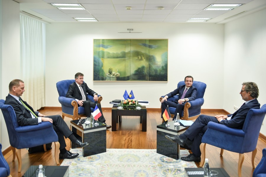 Kurti in a meeting with Lajcak: Kosovo is committed to a dialogue that results in mutual recognition