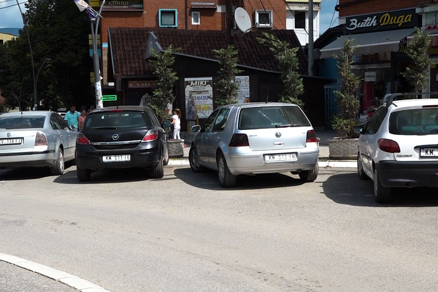 Only one vehicle registered with RKS license plates in the north, Serbs are intimidated and don’t know how to act