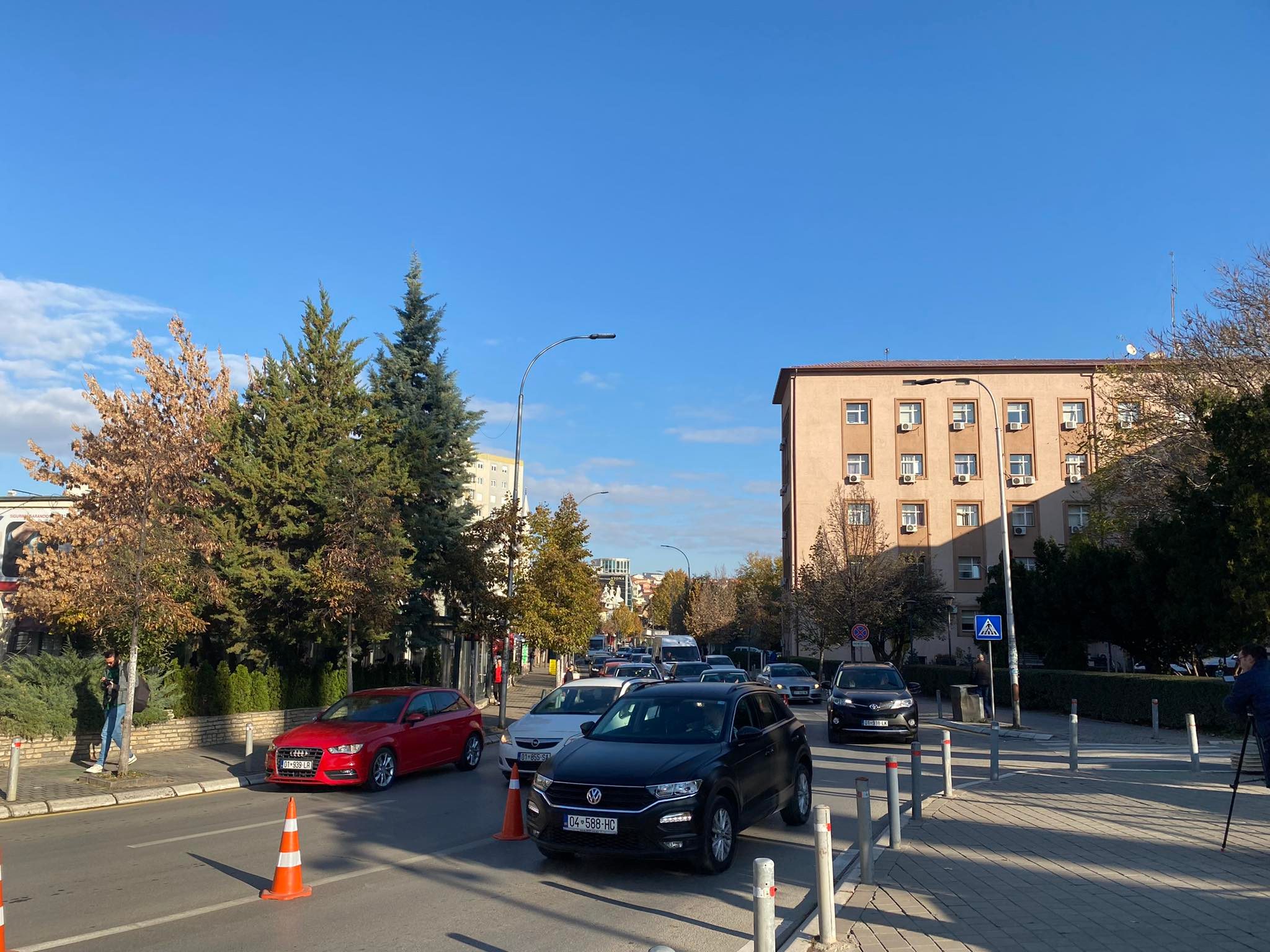 Testing continues on the one-way circular route for vehicles in Pristina ﻿