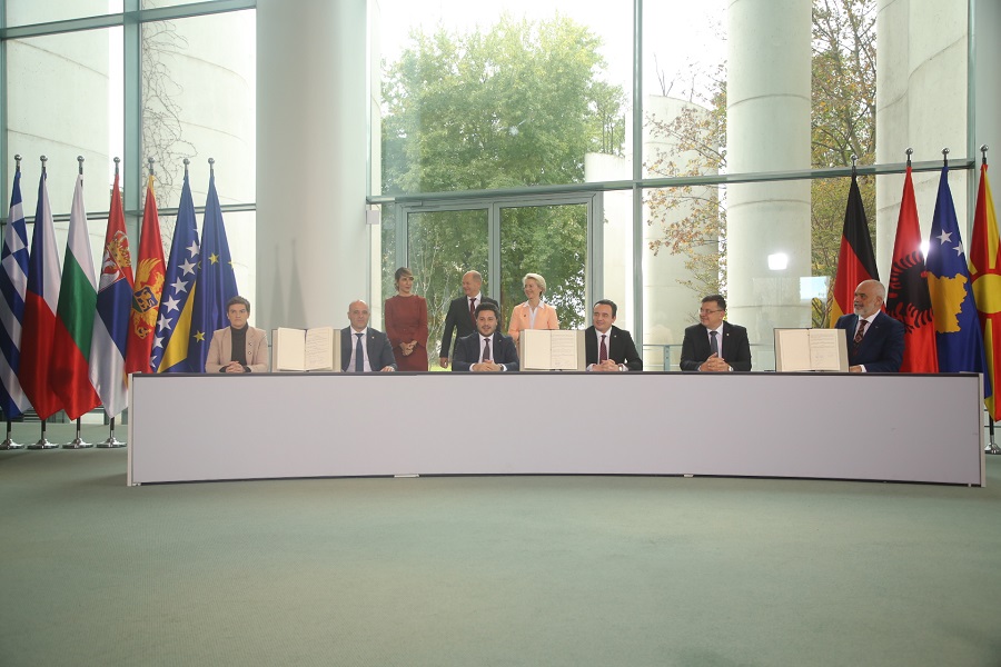 Details from the agreements in Berlin, the citizens of Kosovo and Bosnia will move freely with identity cards