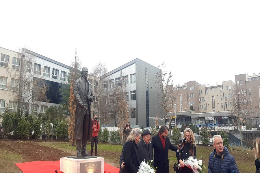 Anton Çetta’s statue is inaugurated: He was an institution of national wisdom