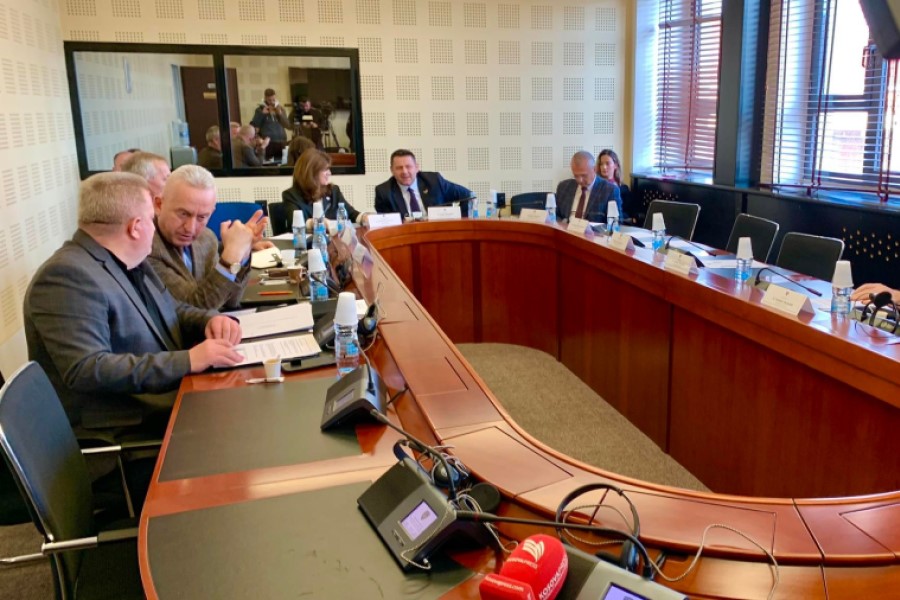 The Draft Law on early retirement in the Kosovo Police is processed in the session