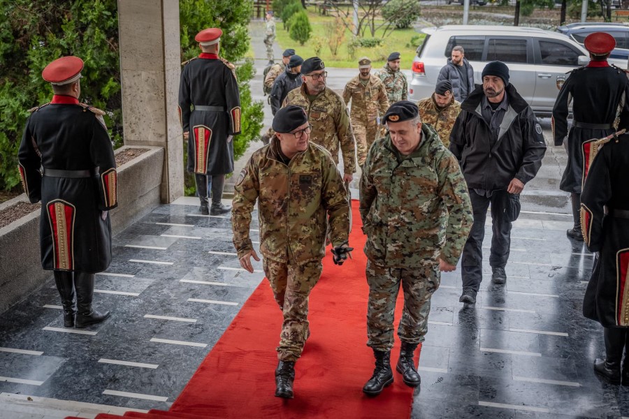 The KFOR commander meets with the Chief of Defense of North Macedonia, they talk about security in Kosovo