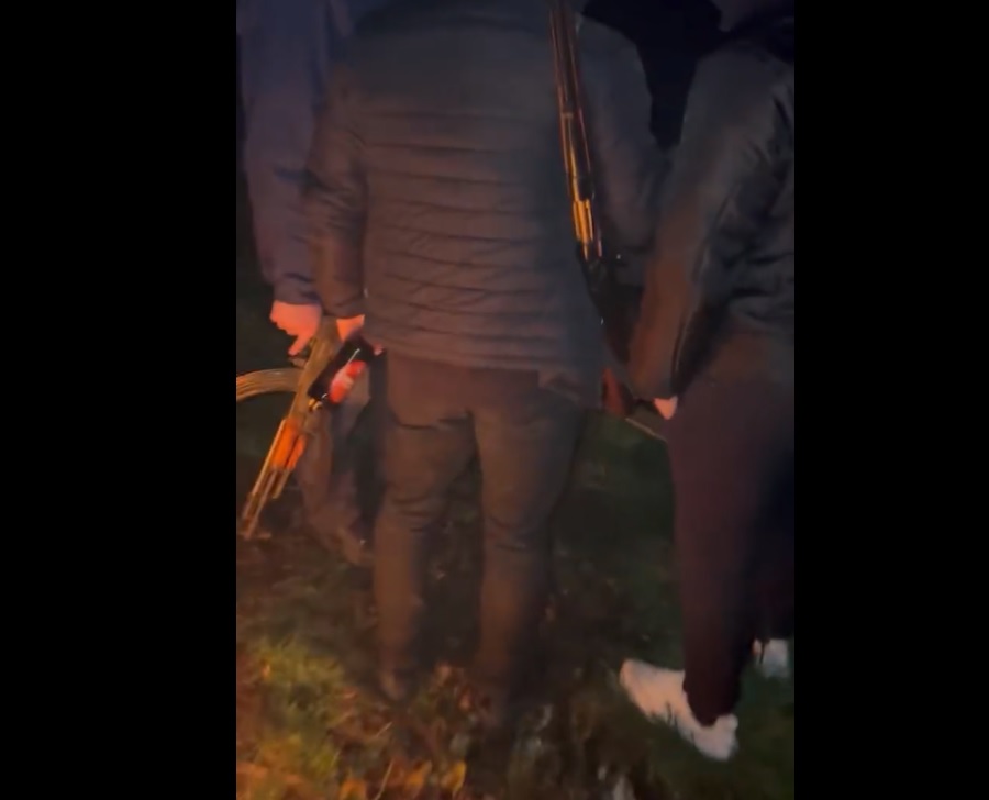 A video from the barricades in the north shows people armed with guns