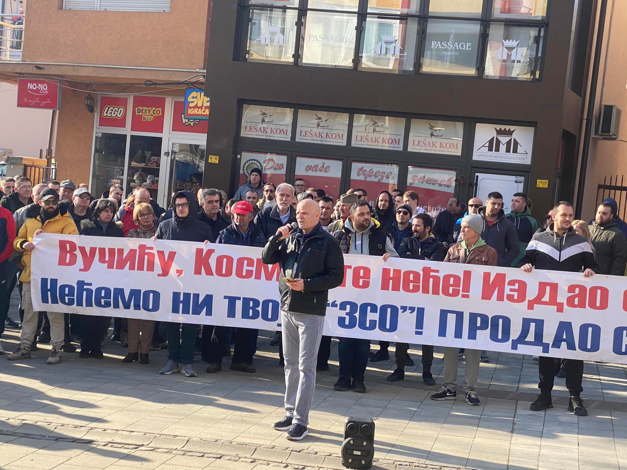 ​Serbs from the protest in the north call Vucic a traitor