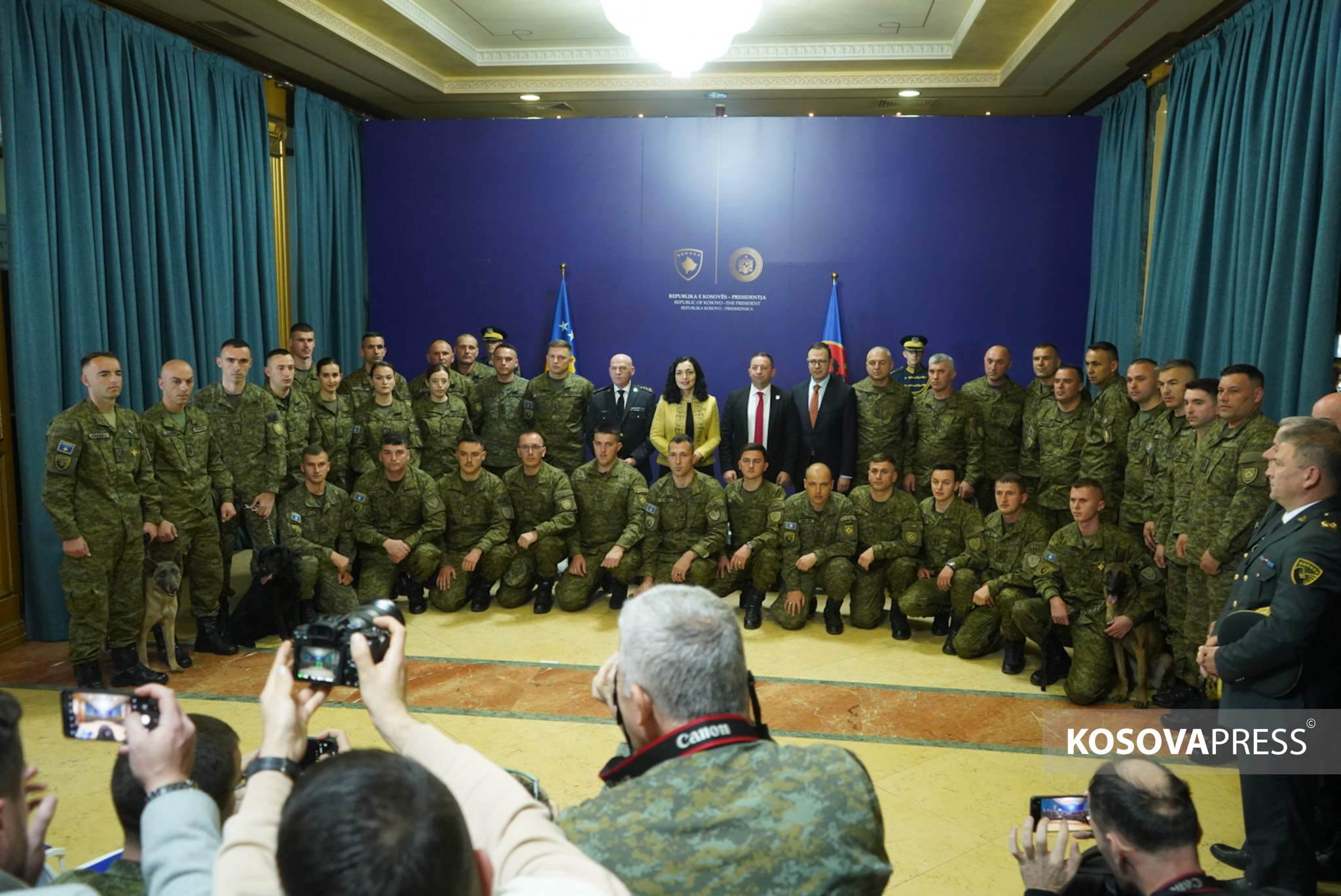 Osmani decorates the KSF contingent that helped Turkey: We will continue our help