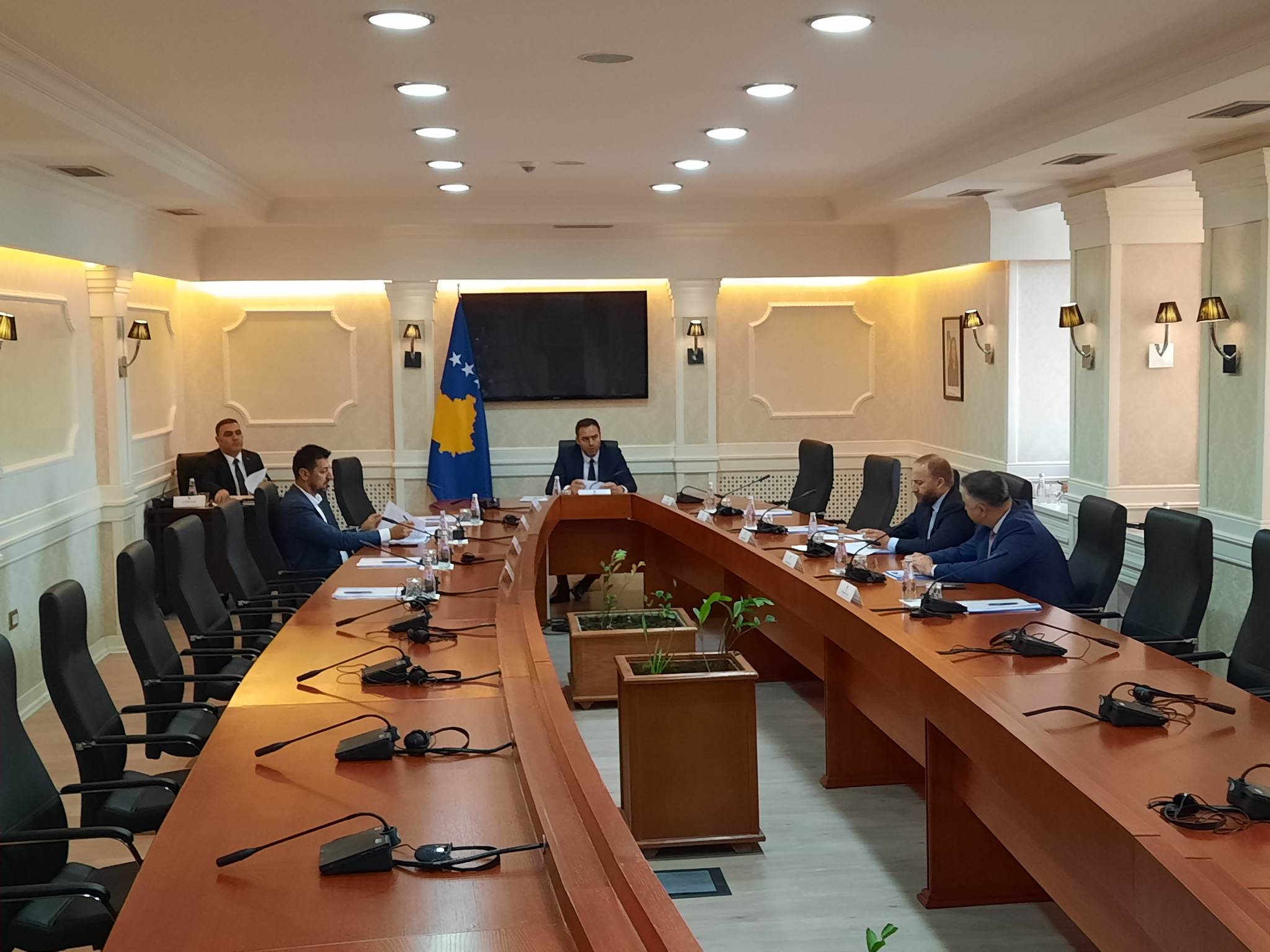 Vetevendosje was absent, the meeting of the Presidency of the Assembly fails