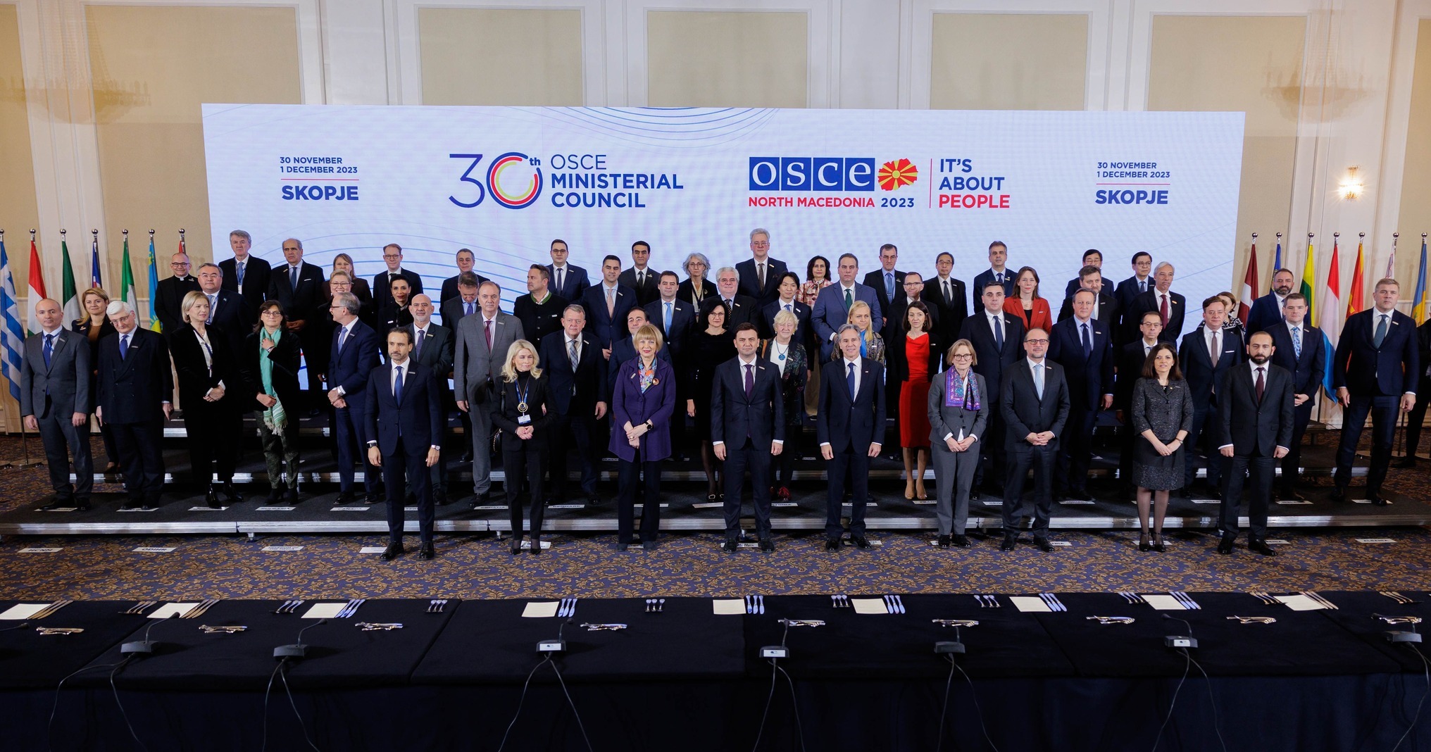 Family photo on the eve of the OSCE Ministerial Council