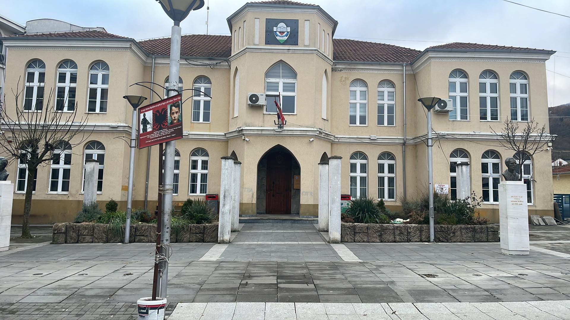 The doors of the largest voting center in Presheva have been opened