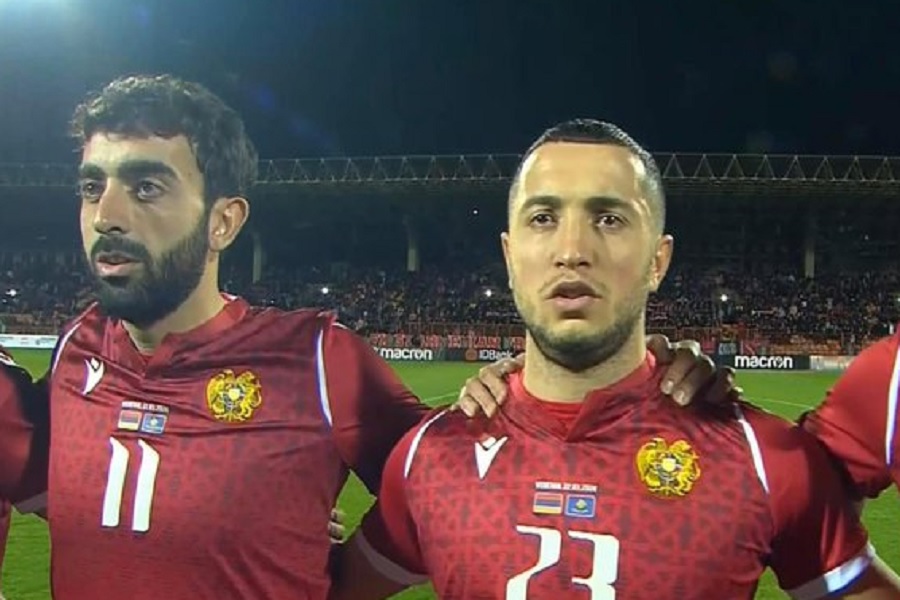 This also happens, the Armenians put the Kosovo flag backwards on their jerseys (PHOTO)