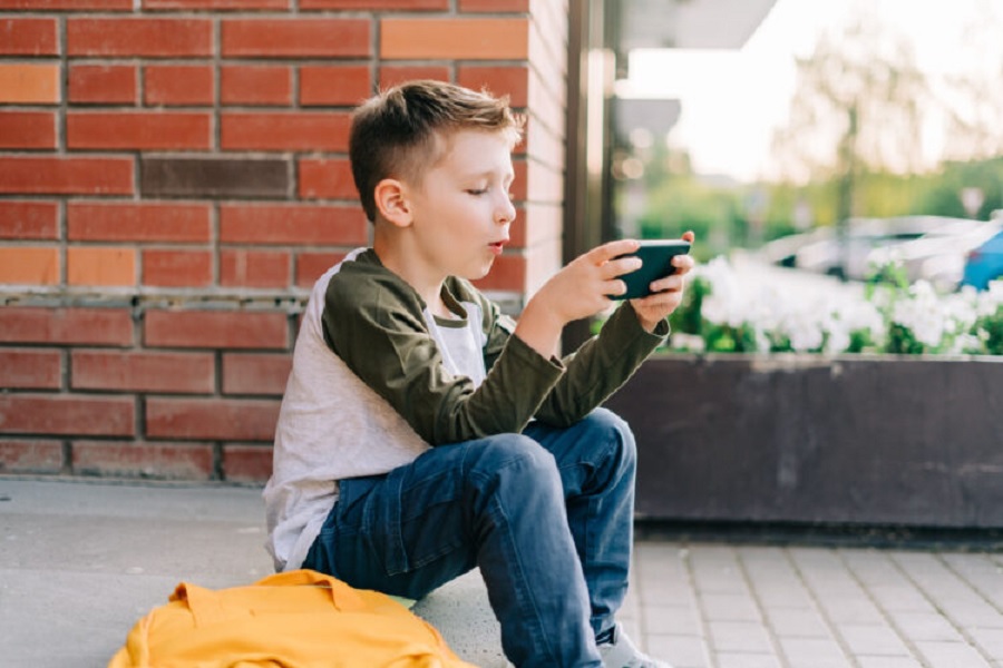 Children are endangered by technology, here is what psychologists and sociologists recommend