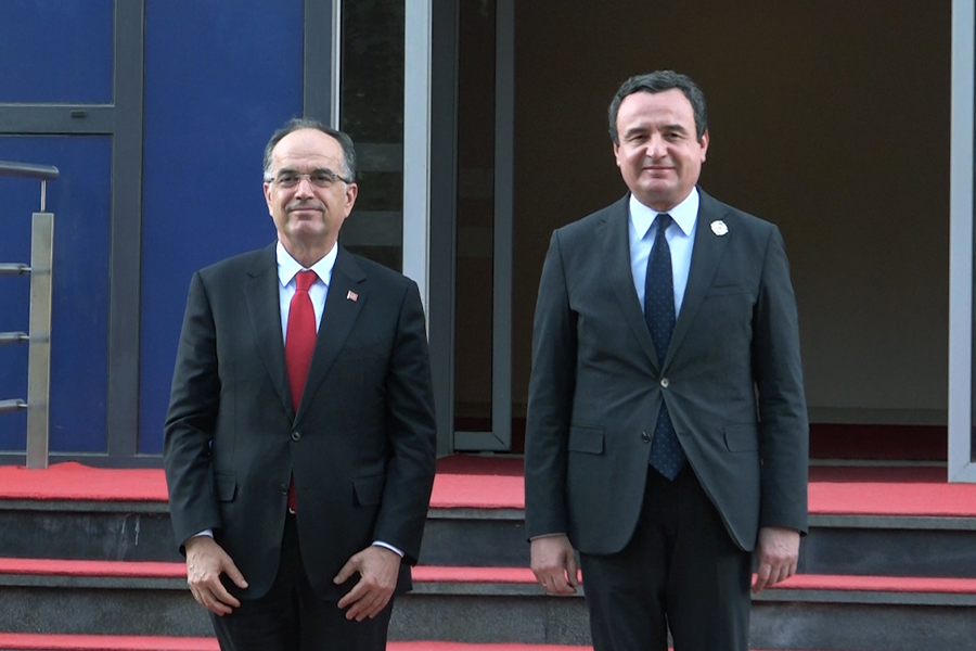 ‘Kosovo is eternally grateful to Albania’, Kurti receives Begaj in a meeting