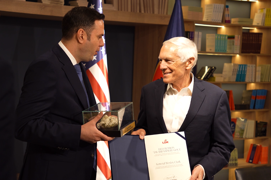 Clark is awarded Dr ‘Ibrahim Rugova’ decoration: Why is it that it’s Kosovo that has been successful? It’s a very simple thing: the LDK