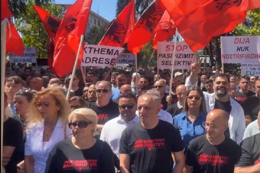 Protest in Bujanoc, Mustafi: The message of the Albanians was clear