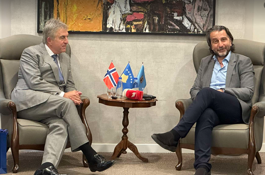 Rama meets Norwegian writer Osvald Bjelland