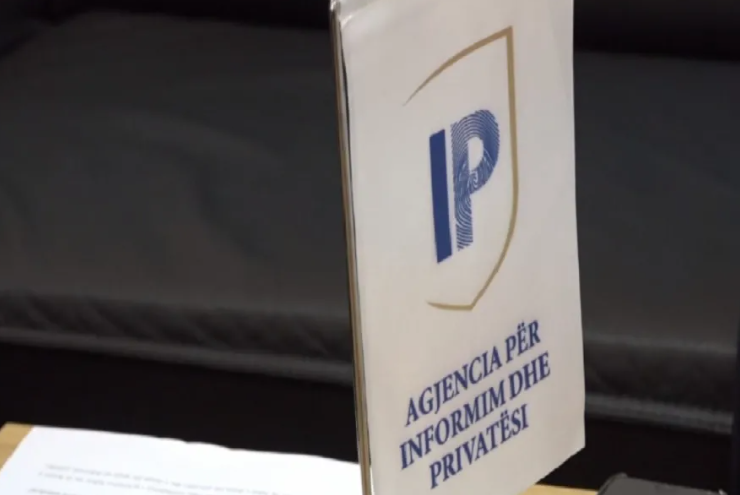 Inter-institutional agreement signed for the protection of personal data