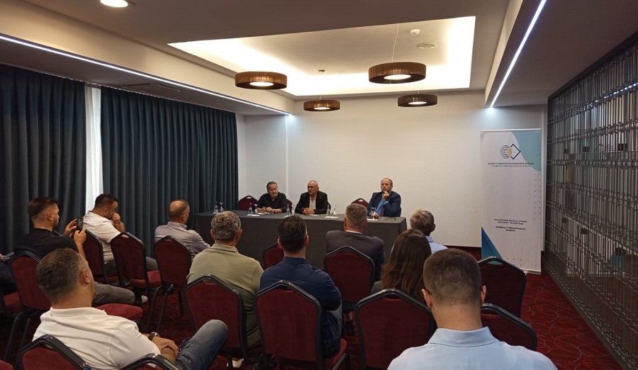 Associations and businesses call for no power cuts and a postponement of market liberalization