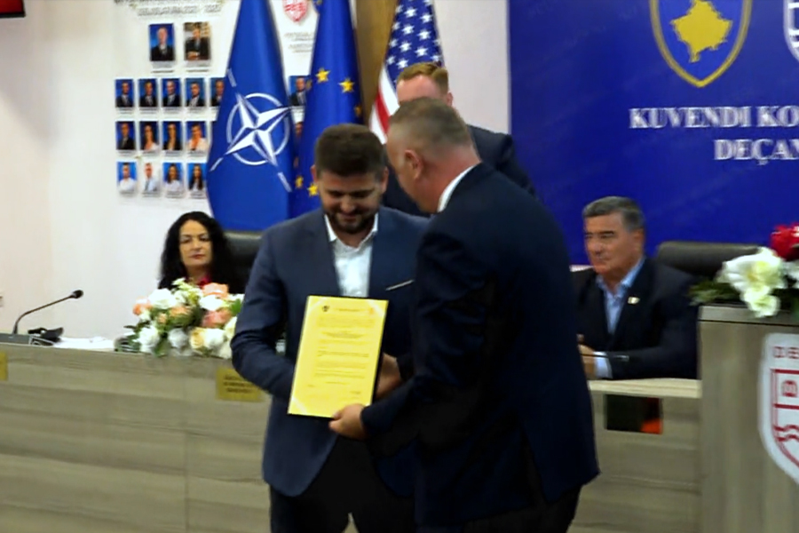 Journalist Marin Mema declared Honorary Citizen of Deçan