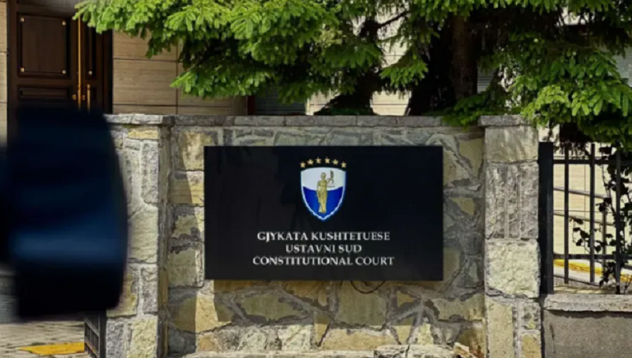 The Constitutional Court orders MPs to return to open voting