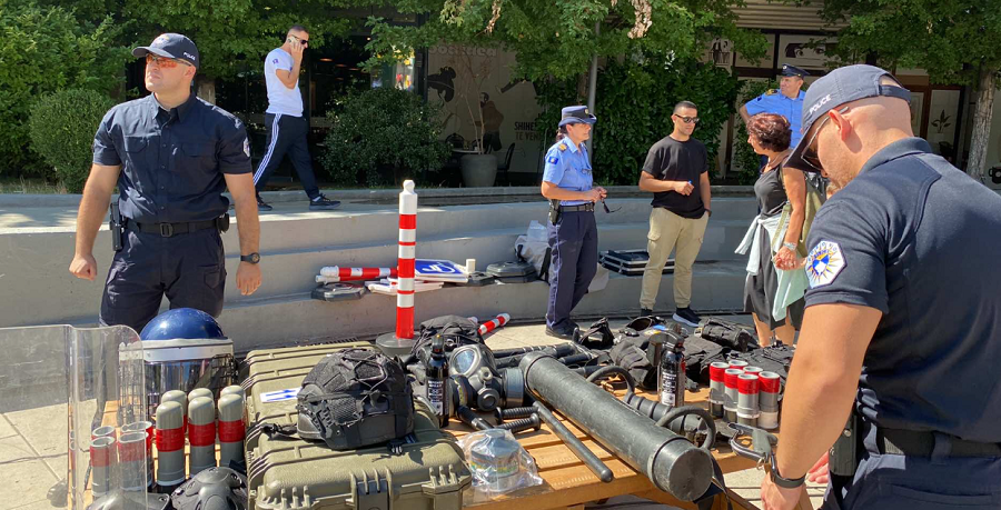 Kosovo Police opens doors for civilians