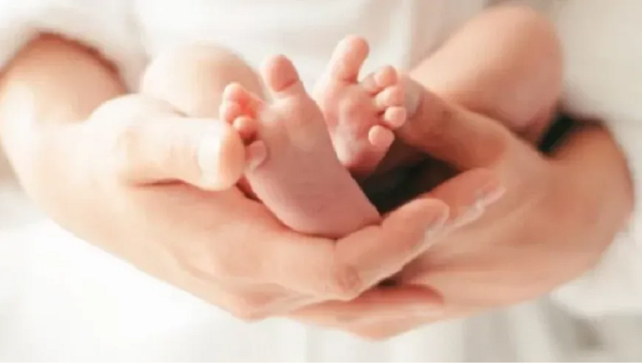 Birth rate drops in Kosovo