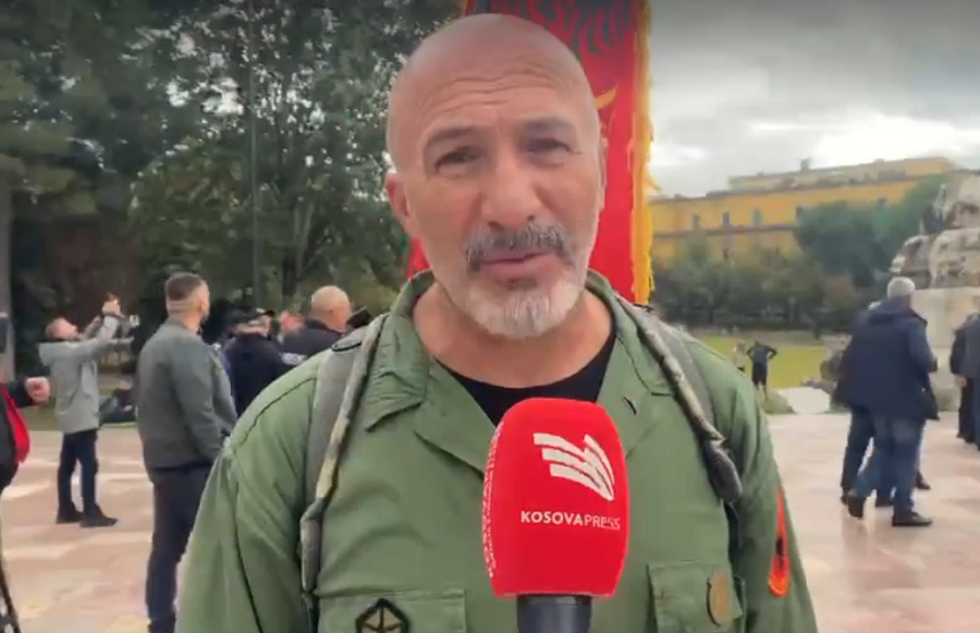 Pllashniku walked to Tirana: “Freedom fighters are being held unjustly in The Hague”