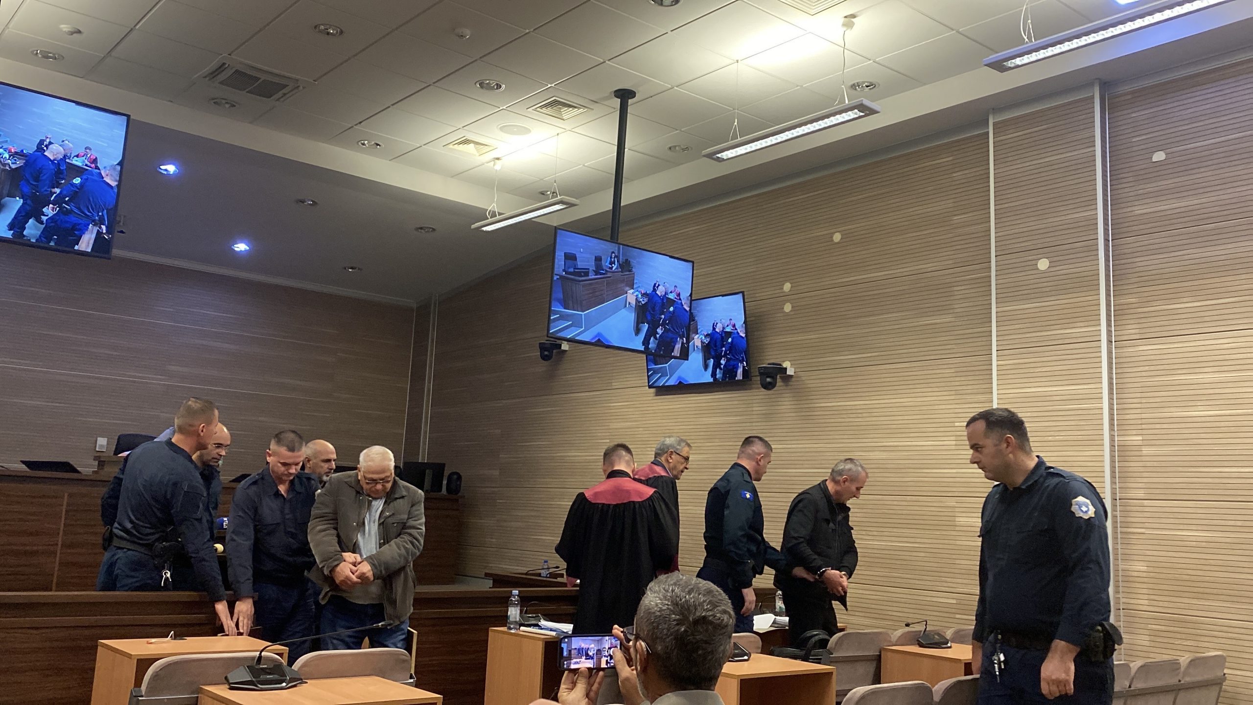Trial of two Serbs accused of war crimes in Kosovo fails to proceed