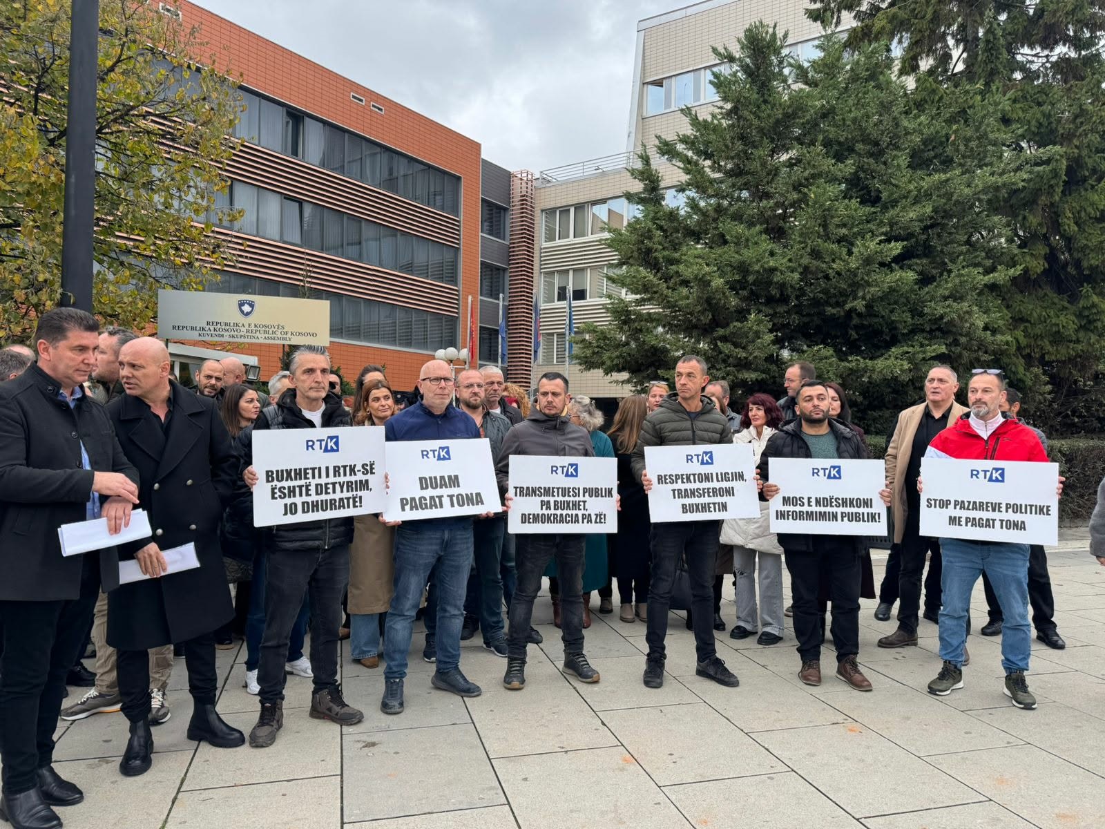 700 workers awaiting financial justice