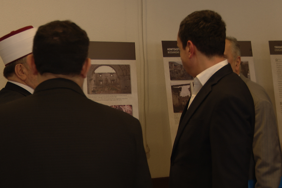 BIK opens the photo exhibition “Memory in photographs – mosques destroyed in Bosnia and Kosovo”