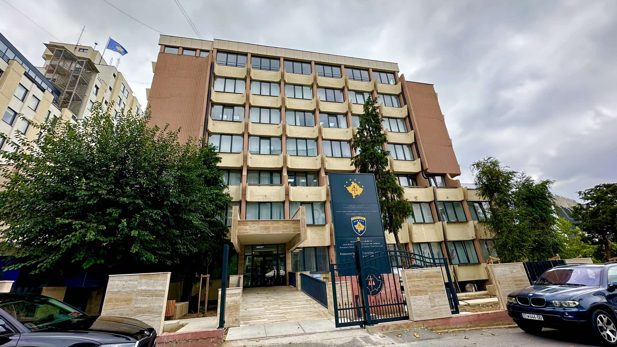 S.A. accused of war crimes against Albanian civilians during the war