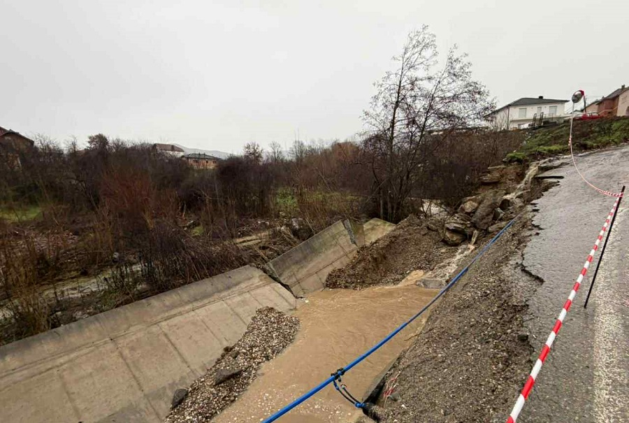 Road collapses in Polluzha, residents left without electricity and water