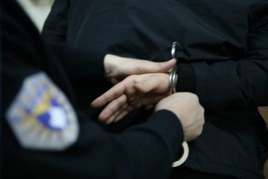 Threatens a police officer, suspect arrested