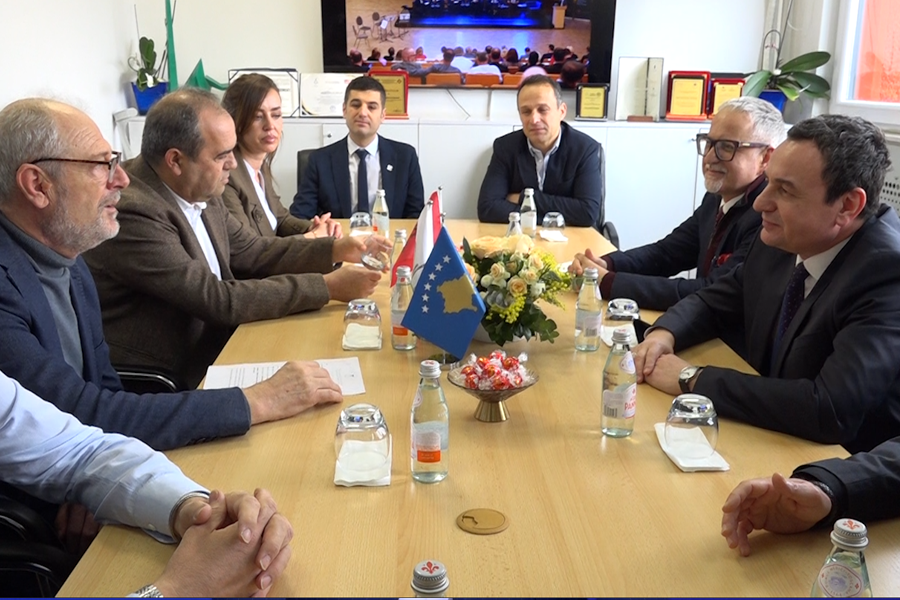 Kurti from the Kosovo Medical Chamber: Significant decline in doctors leaving, 50 Serbian doctors licensed